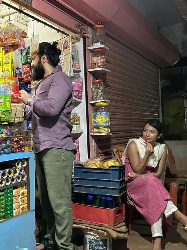 ಕಿರಾಣಿ ಅಂಗಡಿಯಲ್ಲಿ ಪತ್ನಿಗೆ ಐಸ್​ಕ್ಯಾಂಡಿ ಕೊಡಿಸಿದ ಯಶ್!