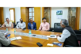 ಡಿಜಿಟಲ್ ವೇದಿಕೆ ಬಲವರ್ಧನೆಗೆ ಚರ್ಚೆ: ಸಚಿವ ಪ್ರಿಯಾಂಕ್ ಖರ್ಗೆ | Discuss with coin team